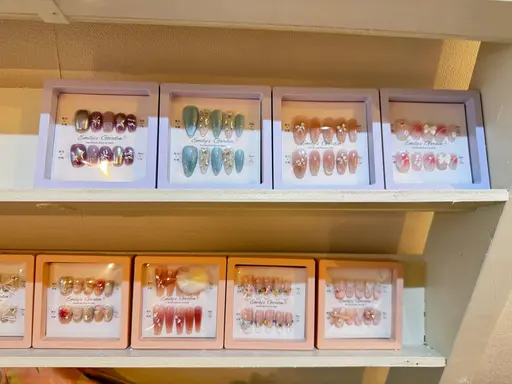 ネイルチップつけ放題