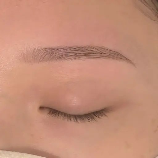 🚨急募🚨【⚠️5月限定】●眉毛WAX（間引きカット付き）●モニター様募集お支払い方法現金のみ¥2,200
