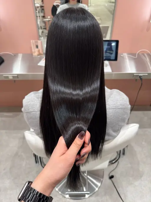 ✨⌇﻿髪質改善ストレート＋カット✂️＋高保湿トリートメント