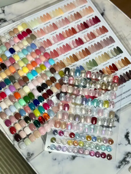 オフなし⭐️ワンカラーor ラメ✨💅250色選び🆗 (1色追加+500円 チップ長さ出し10本追加+2980円)