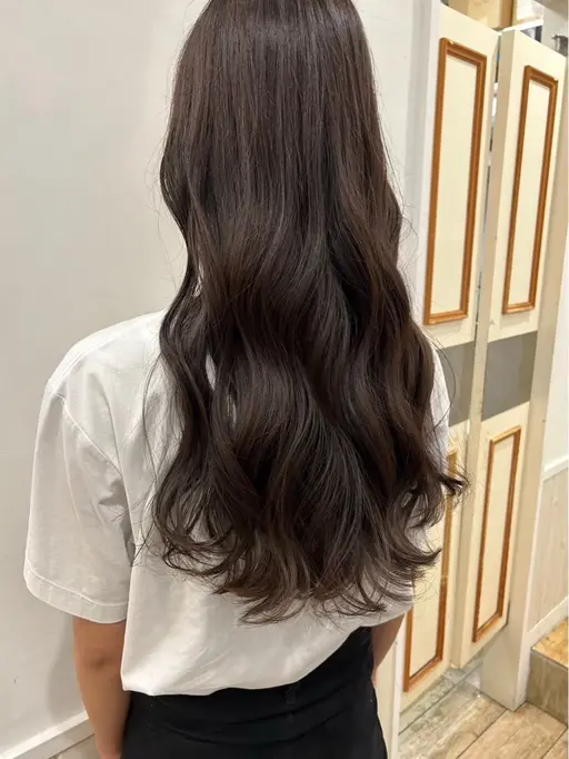 【5月平日限定】コテ巻きアレンジ🎀０円