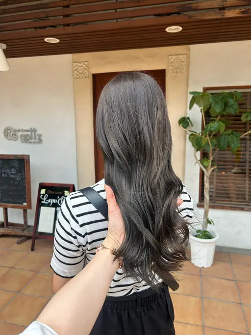 【🛒当日限定特別メニュー🩶】カット+イルミナカラー+Regottzトリートメント