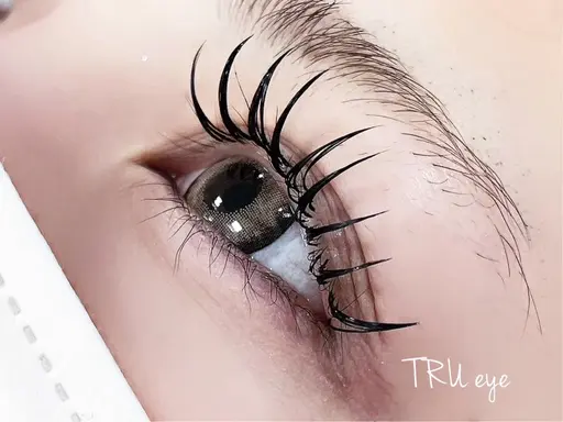 バインドロックモデル様募集🎀お時間1時間半頂きます！3ヶ月以内にまつ毛パーマかけられている方はお断りさせて頂きます。