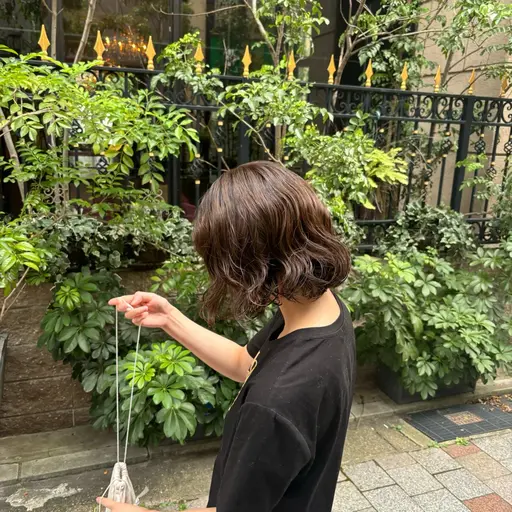 《女性限定》カット+ニュアンスパーマ＋トリートメント¥3200