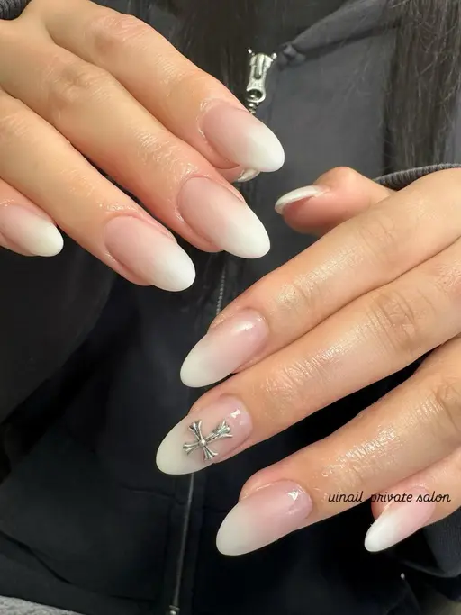 【Hand】カラーグラデーション（オフ,ケア込）¥7,000