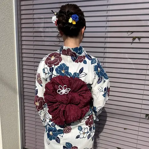 浴衣着付け（ヘアセットは別料金）