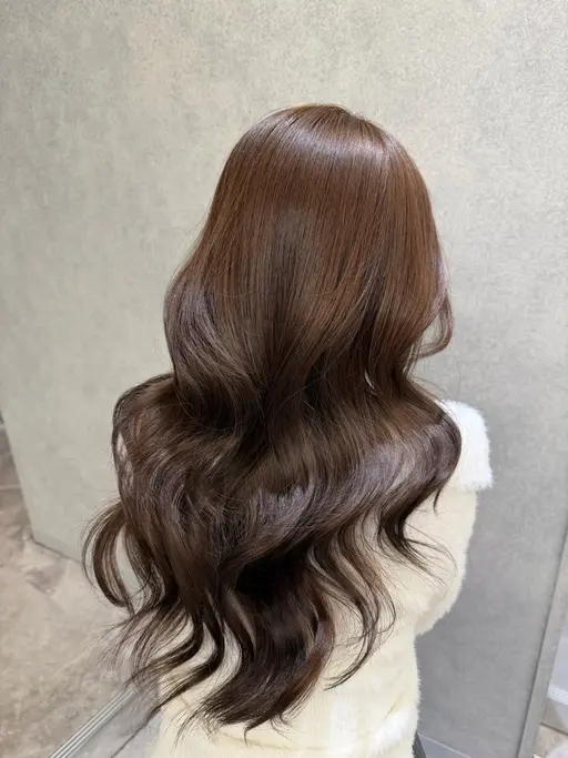 【🌸春限定クーポン🉐】ワンカラー+うる艶トリートメント🩶(※渋谷出勤ですのでご注意ください)