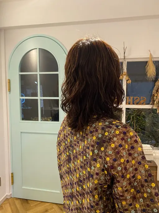 カット✂️➕コテ巻き風パーマ➕コーティングケアトリートメント