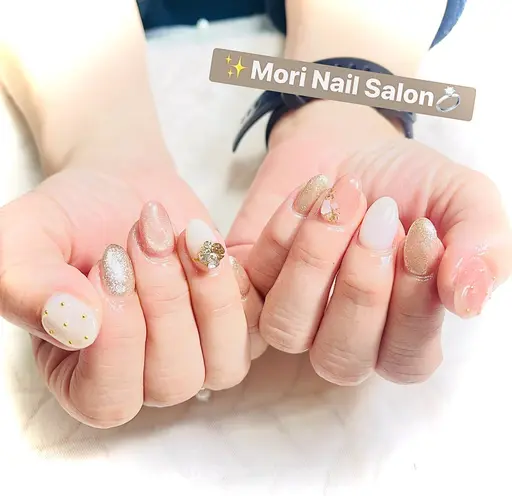 🌈レインボーフラッシュとマグネットのジェル🧡「色変更可能」「オフ込み」🎵✨💛