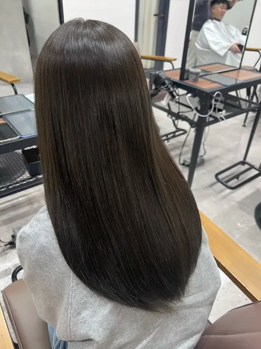 垢抜け艶カラー➕ケアトリートメント(ブリーチ無し)男性も女性もOK