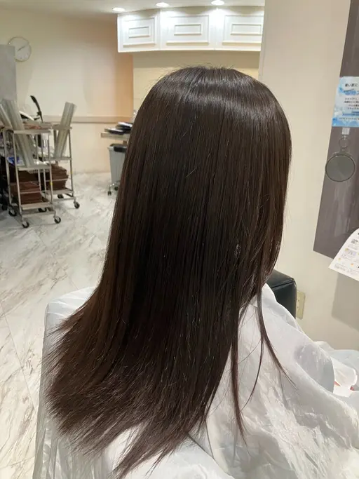うねり･広がり･くせが気になる方‼️モイストストレート