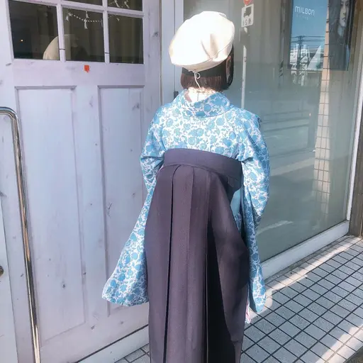 袴着付け　　ヘアセットも可能です。➕4950円になります