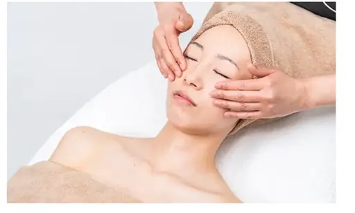 フットツボ押し付き👠引き上げフェイシャル♡通常ビジター価格13200円⇒11000円！