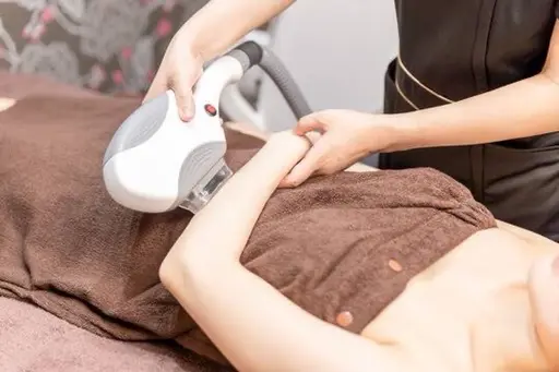 【女性専用メニュー】全身脱毛(顔脱毛あり・VIOあり)🍀