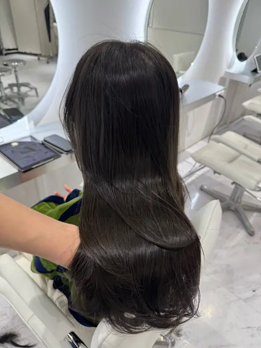 ‼️当日予約限定‼️ワンカラー ¥4,000にトリートメント付き⭐️