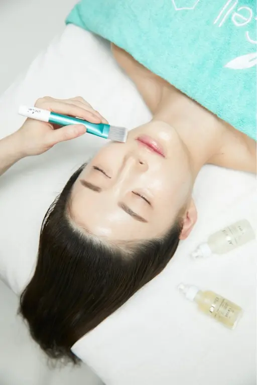 シワ改善・艶肌✨ラミネーション×カーボキシー