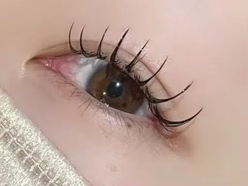 ナチュラル❣️束感まつ毛にしたい方🇰🇷🩶フラットラッシュ 100本【オフなし】