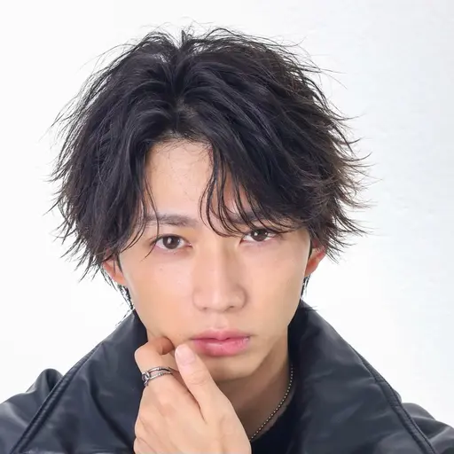 【💎4月限定特別クーポン💎】¥20100→¥2000カット＋波巻きツイスパパーマ＋補修トリートメント【メンズ限定】