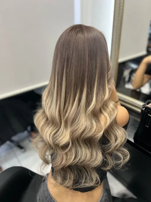 【プルエクステ】🌞ブリーチ込み🌞馴染ませカット×ケアブリーチカラー×トリートメント×ダイヤモンド毛質60本