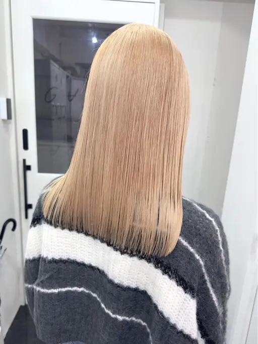 ⭐️ミニモ学割⭐️似合わせカット+ダブルカラー+2stepトリートメント【ブリーチ1回込】(ケアブリーチ+3300円)