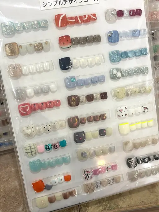 🎀【急募】28日限定❣️フットシンプルデザインコース🫧11時​〜​/15時​〜​限定🙇‍♀️