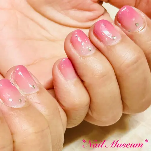 ハンド 【オフ無 】カラーグラデーション           指先が長くキレイに見えるデザイン💅オフィスネイルにも◎