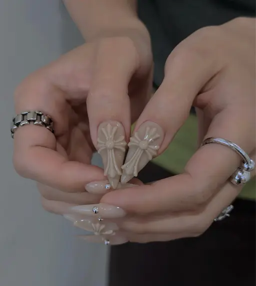 🉐【期間限定】8250円🉐10本チップ長さだし♪クロスモールド☆4個付き✨