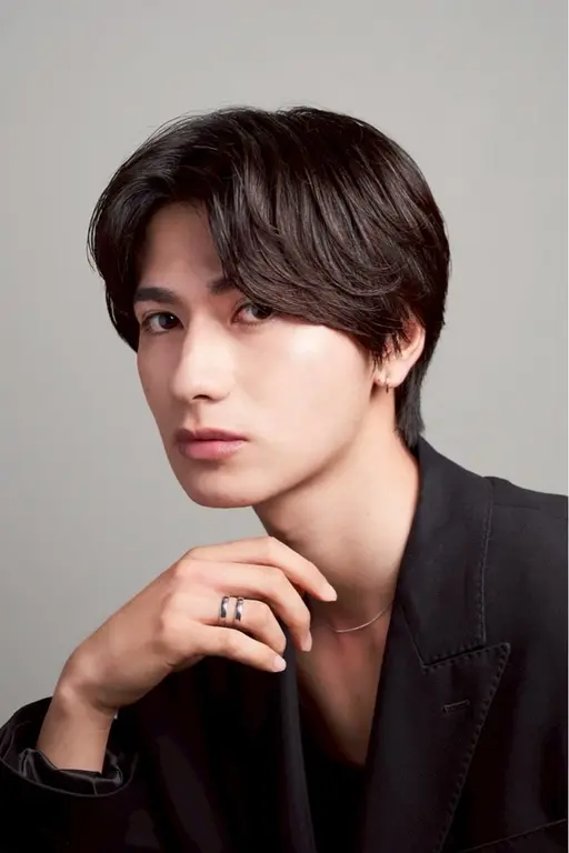 人気No.1【💠新規メンズ限定💠】カット＋ニュアンスパーマ(前処理剤付き)＋ダメージケアトリートメント†.  ໋☪︎