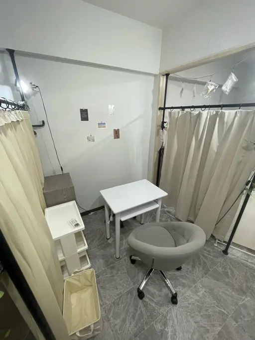 nail salon  mignon