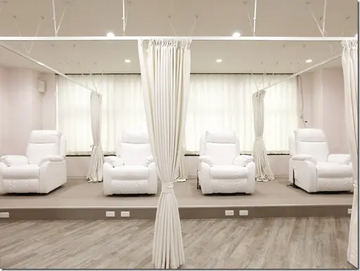 prize Iris池袋　 池袋東口店　マツエク&まつげパーマ&ネイル【プライズ アイリス】