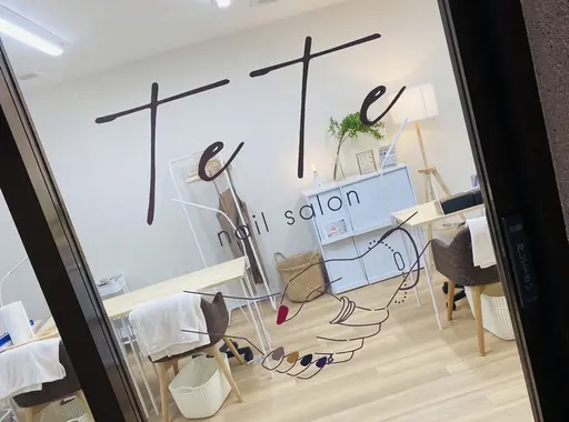 nail salon tete 梅田店