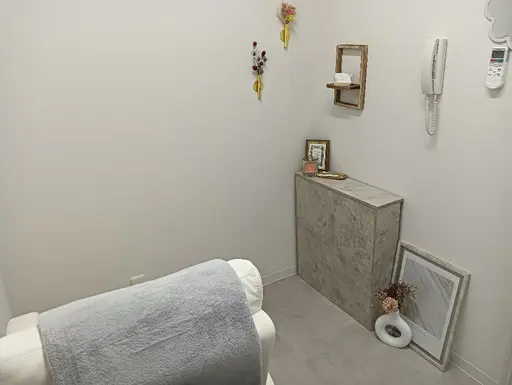 シミケア専門店 HAQUA