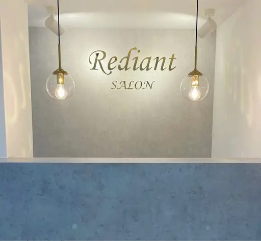 Rediant  salon