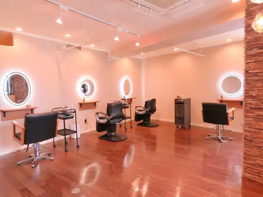 アイブロウ専門店骨格美眉&i