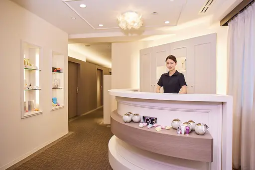 エステティック　RAYVIS