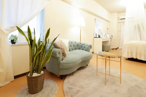 サロンドフェリテ