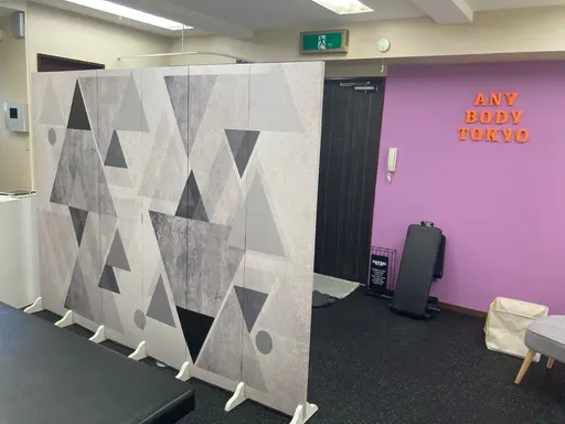 エニーボディトウキョウ