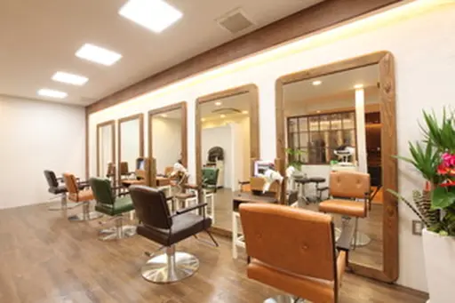 chachaBlanc 金剛駅前本店