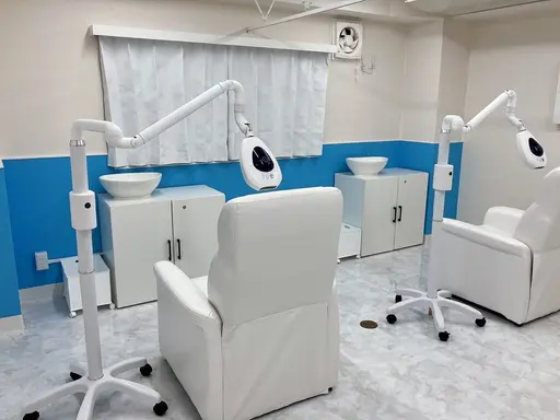 ホワイトニングカフェ中野店