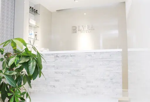 LYRA 【eyelash・eyebrow】