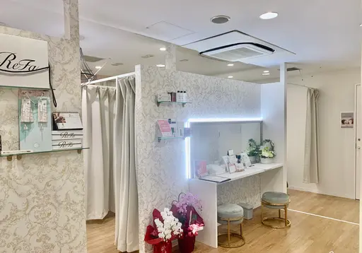 REBEST 天王寺 ネイルとまつげ専門店 同時施術 リーベスト