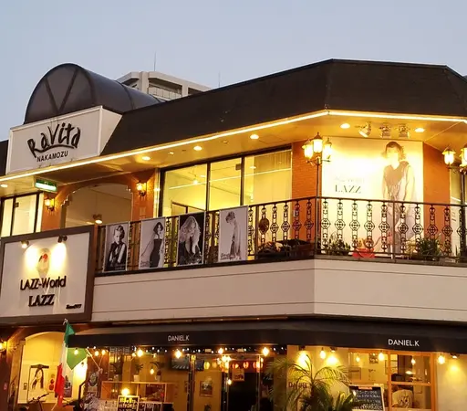 ラズワールド　ラズ