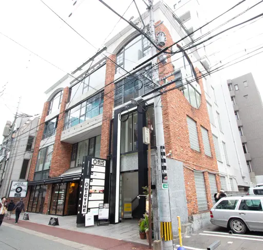 IROW天神大名店　ブリーチ/ダブルカラー【イロウ】