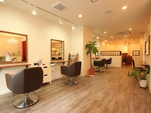 hair&spa Luster
