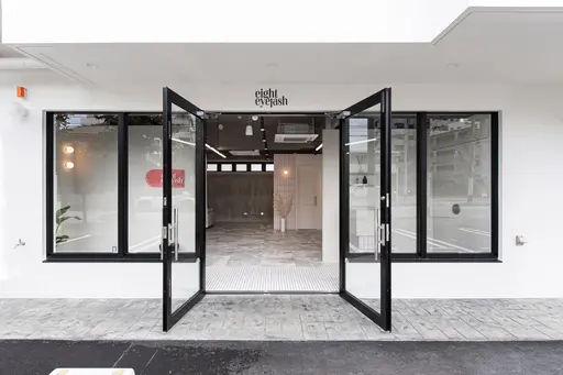 eight eyelash 沖縄北谷店