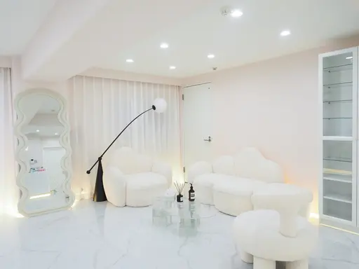 フライネイルサロン