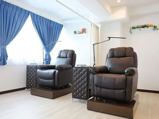 nicott lash大阪駅前第2ビル店