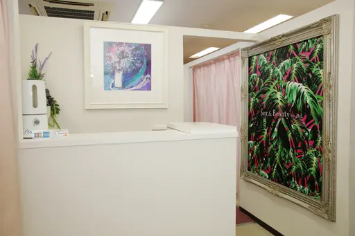 R-III(アールスリー)salom 西心斎橋