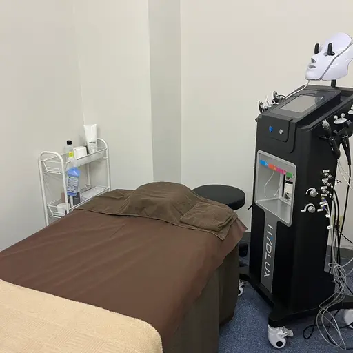 毛穴専門店Bébé 大阪中央店