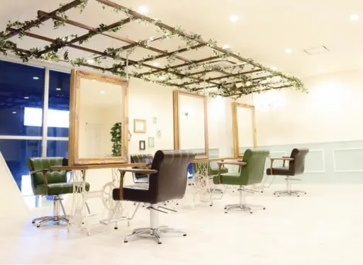 La Bonheur hair noble新越谷店